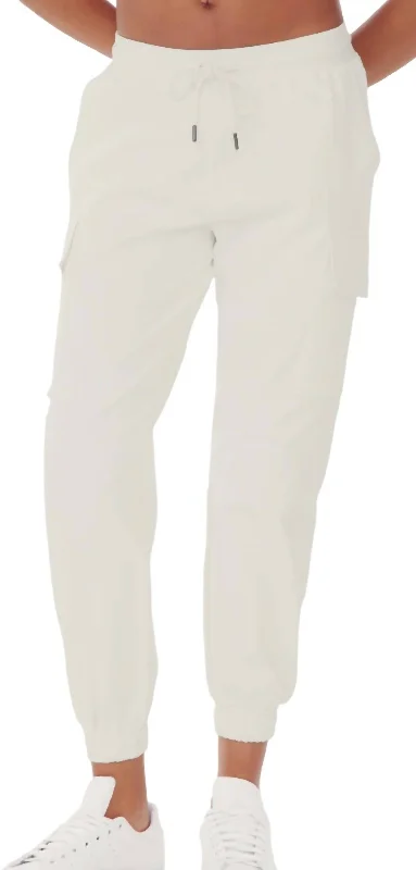 Supplex Cargo Pants In White