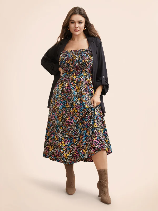 Ditsy Floral Shirred Ruffles Midi Dress