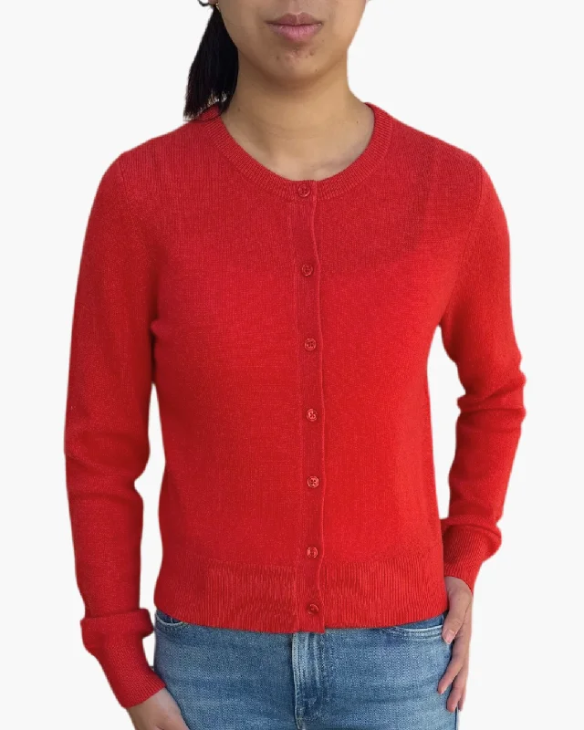 CASHMERE CREWNECK CARDIGAN IN CARMINE RED